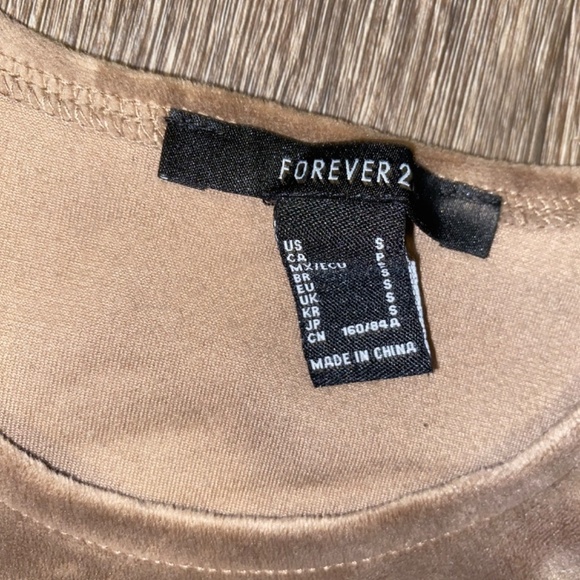 Forever 21 size small velvet bralette tank top - Picture 3 of 3